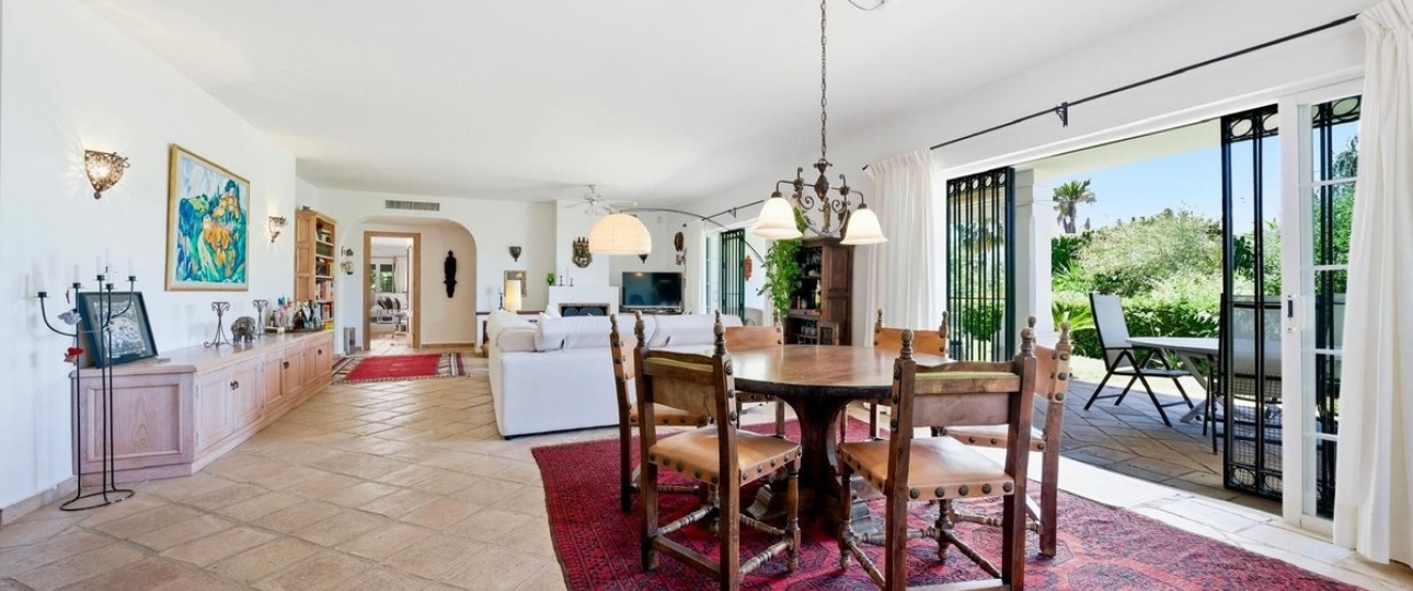 Resale - Villa - Benahavís - Benahavís Centro