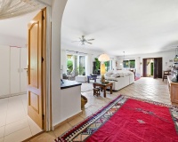 Resale - Villa - Benahavís - Benahavís Centro