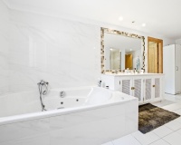 Resale - Villa - Benahavís - Benahavís Centro
