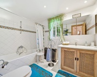 Resale - Villa - Benahavís - Benahavís Centro