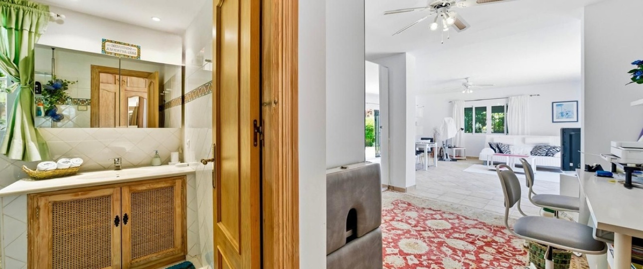 Resale - Villa - Benahavís - Benahavís Centro