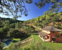 Resale - Villa - Benahavís - Benahavís Centro