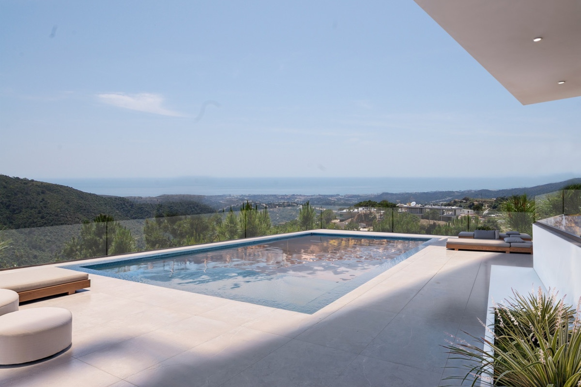 Resale - Villa - Benahavís - Benahavís Centro