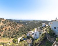 Resale - Villa - Benahavís - Benahavís Centro