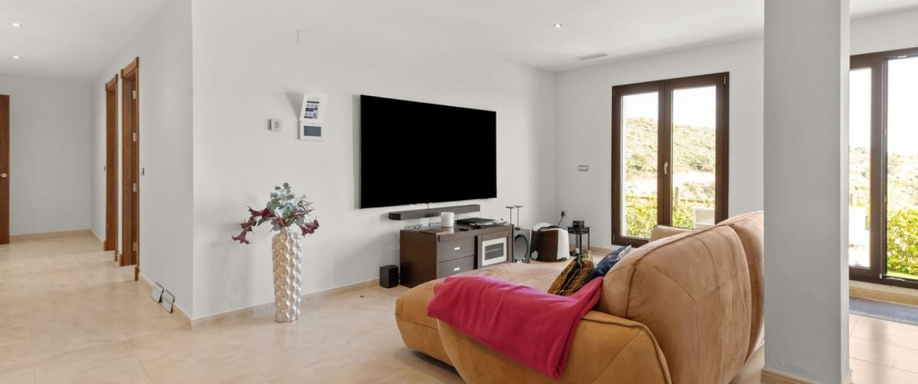 Resale - Villa - Benahavís - Benahavís Centro