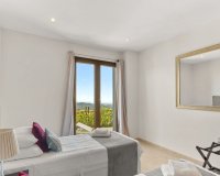 Resale - Villa - Benahavís - Benahavís Centro