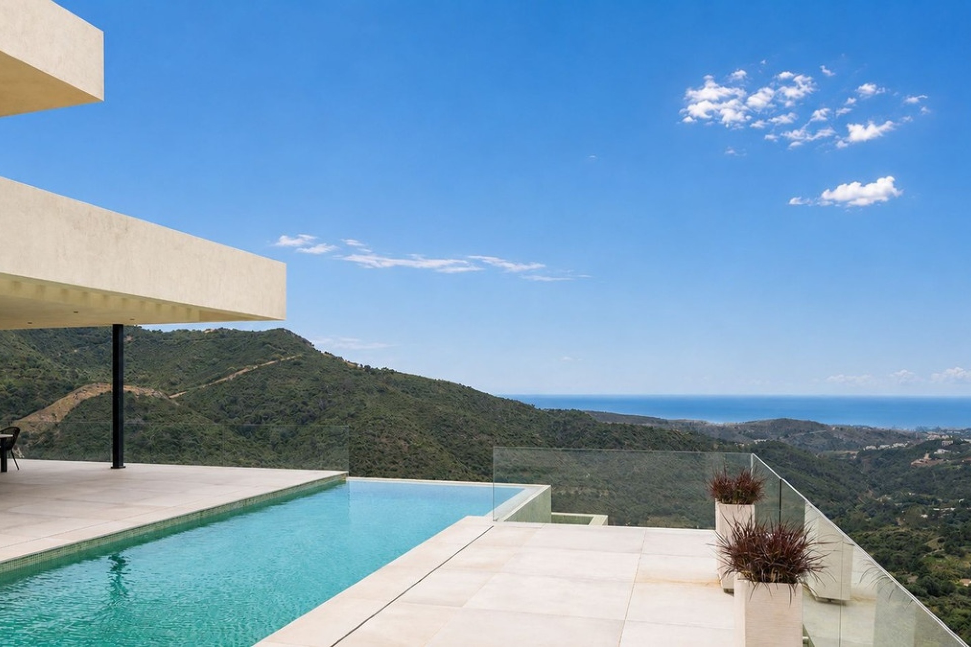 Resale - Villa - Benahavís - Benahavís Centro