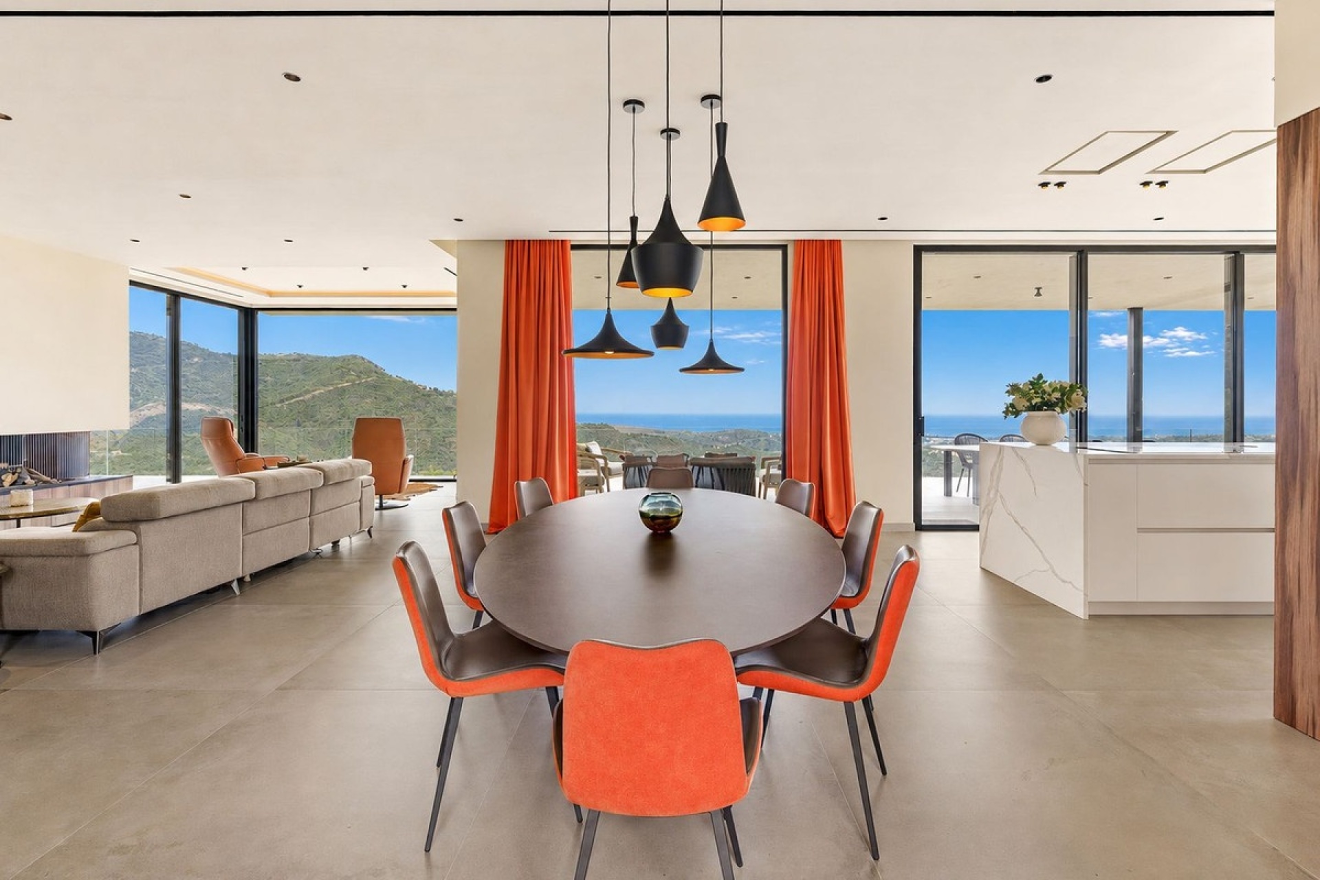 Resale - Villa - Benahavís - Benahavís Centro