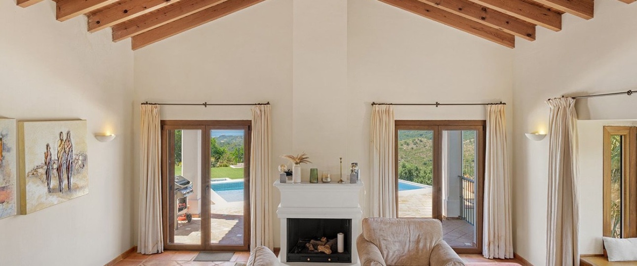 Resale - Villa - Benahavís - Benahavís Centro