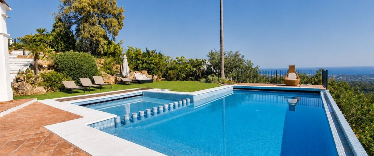 Resale - Villa - Benahavís - Benahavís Centro
