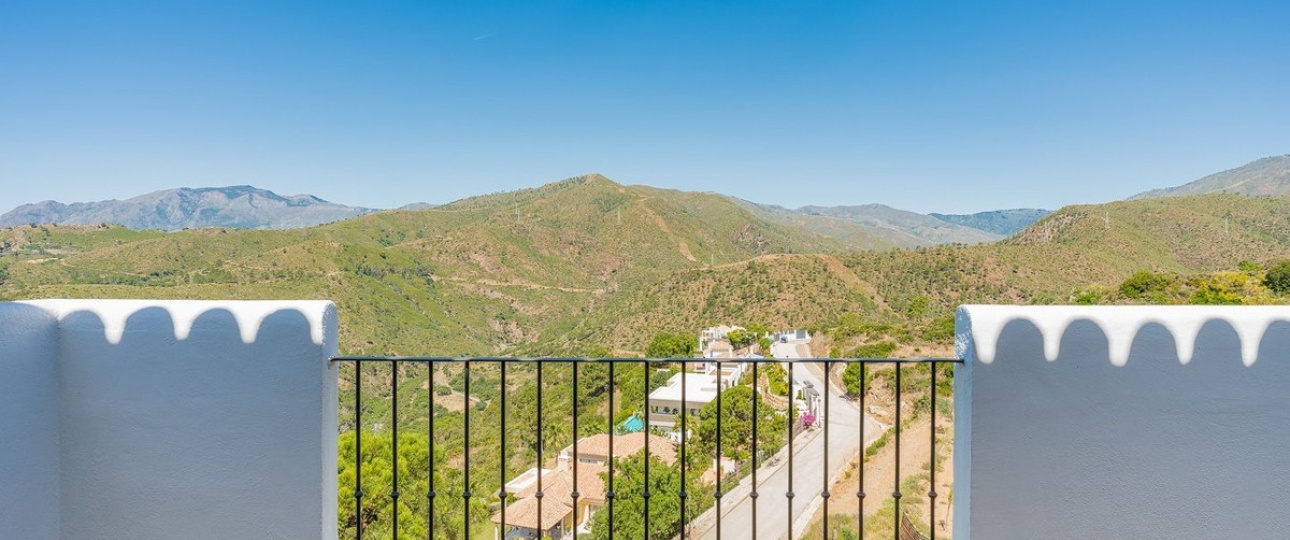 Resale - Villa - Benahavís - Benahavís Centro