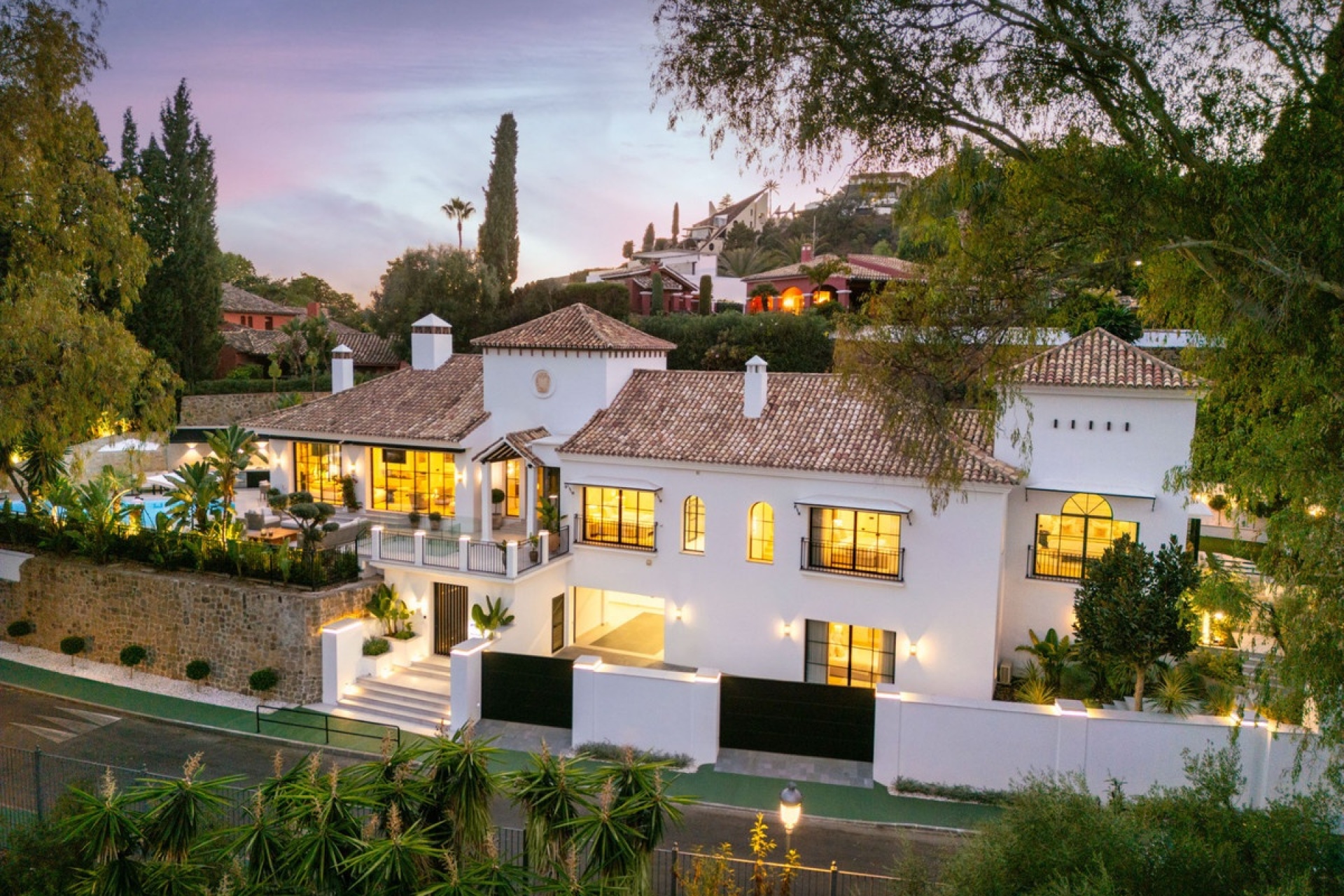 Resale - Villa - Benahavís - Benahavís Centro