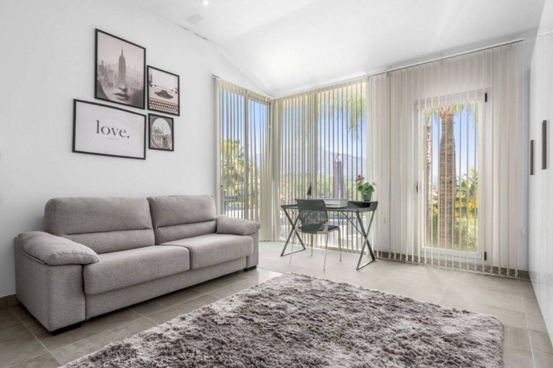 Resale - Villa - Benahavís - Benahavís Centro