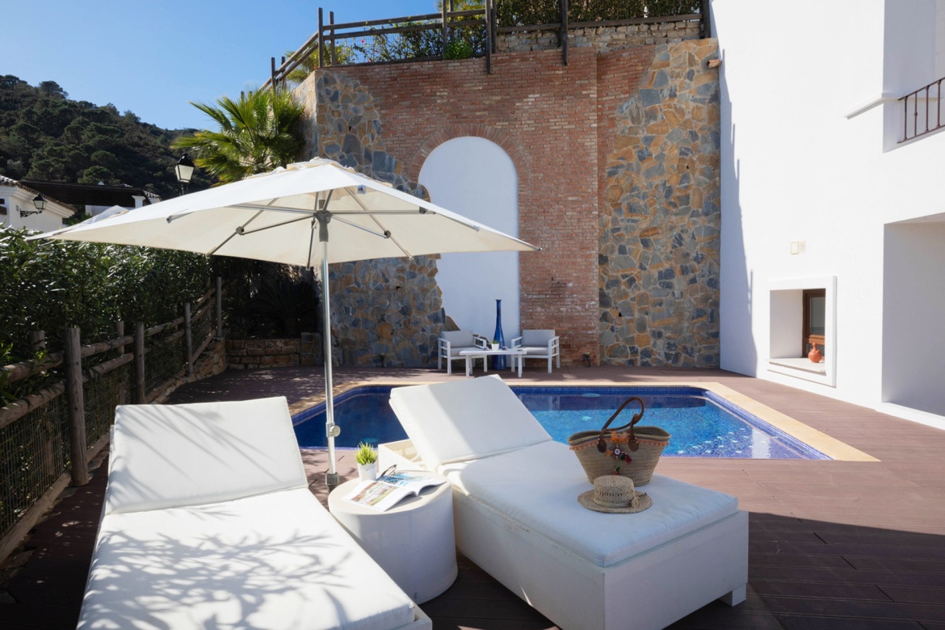 Resale - Villa - Benahavís - Benahavís Centro