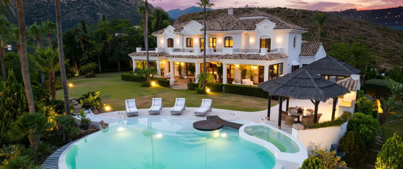 Resale - Villa - Benahavís - Benahavís Centro