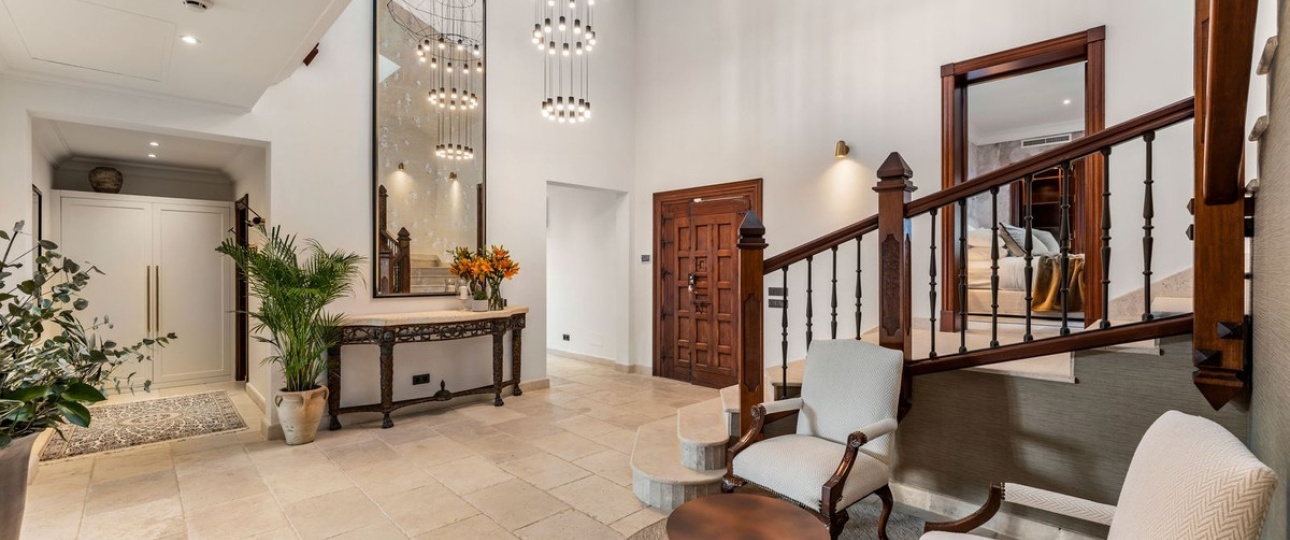 Resale - Villa - Benahavís - Benahavís Centro
