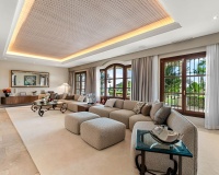 Resale - Villa - Benahavís - Benahavís Centro