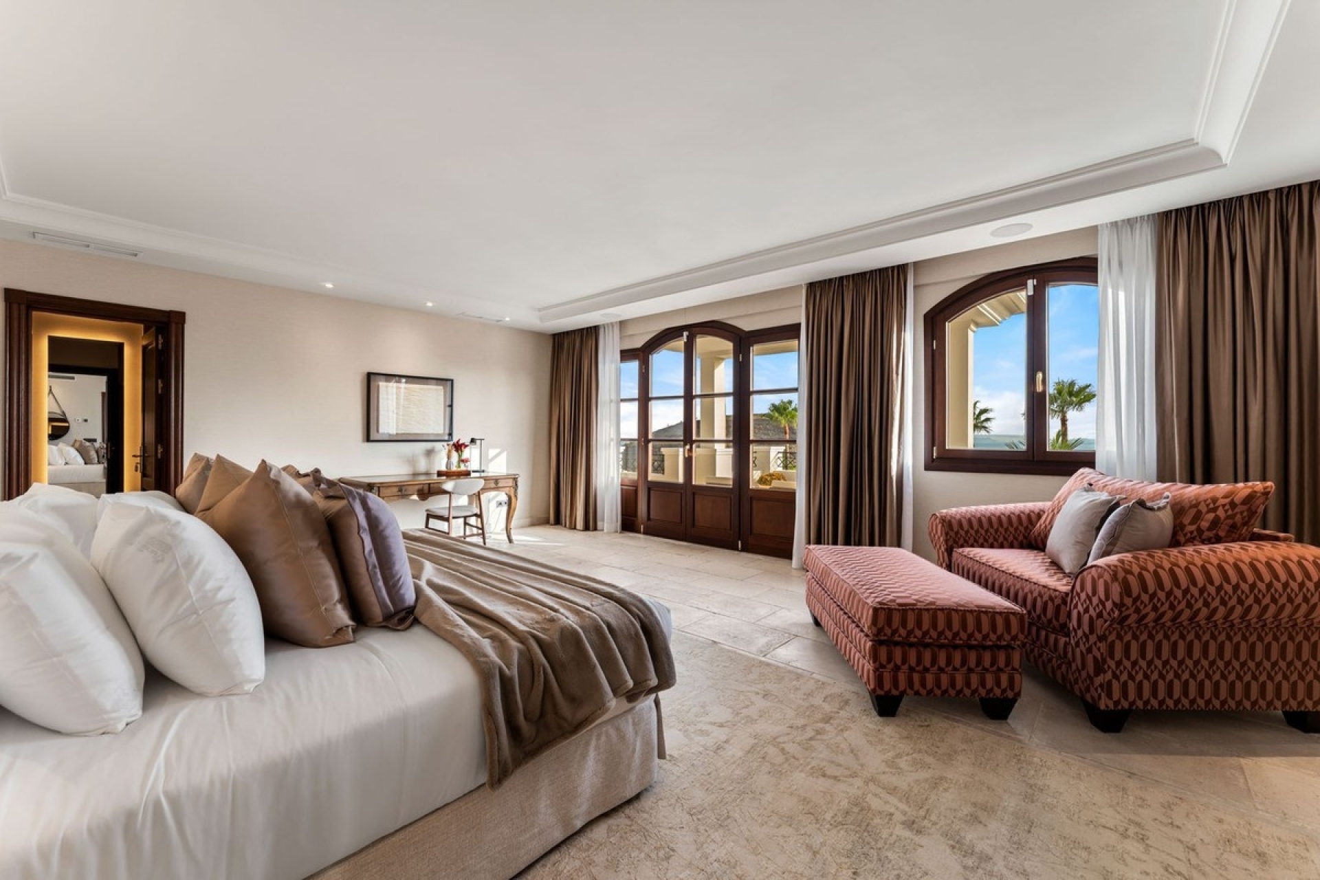 Resale - Villa - Benahavís - Benahavís Centro