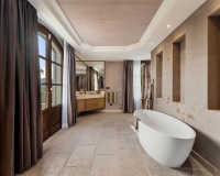 Resale - Villa - Benahavís - Benahavís Centro