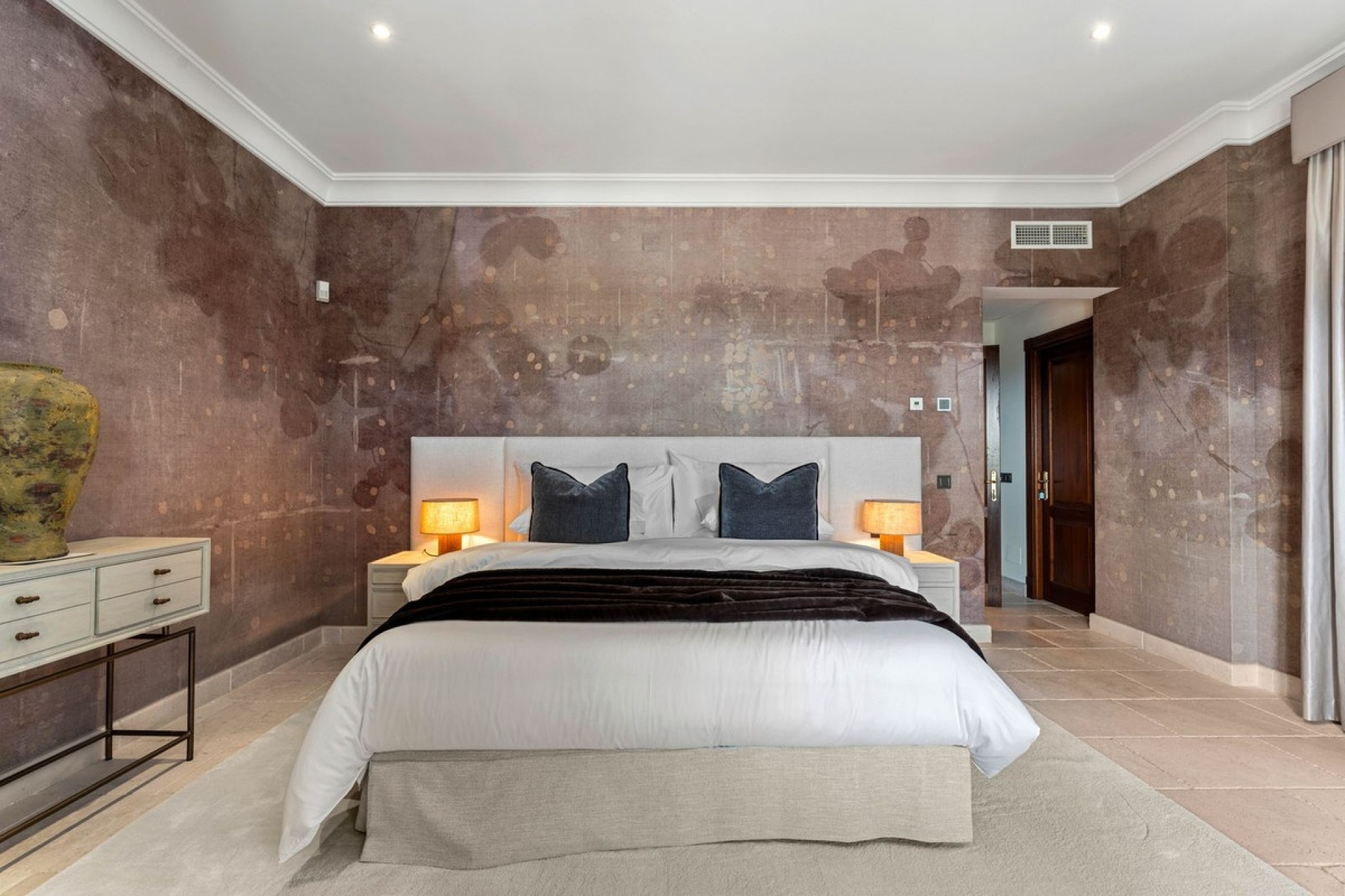 Resale - Villa - Benahavís - Benahavís Centro