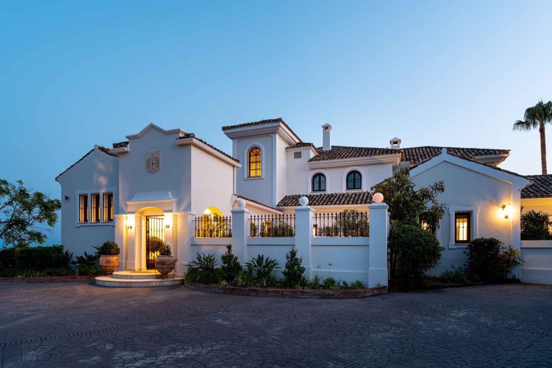 Resale - Villa - Benahavís - Benahavís Centro
