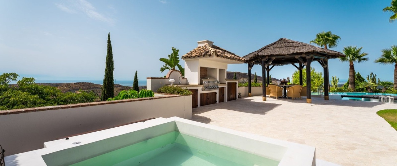Resale - Villa - Benahavís - Benahavís Centro