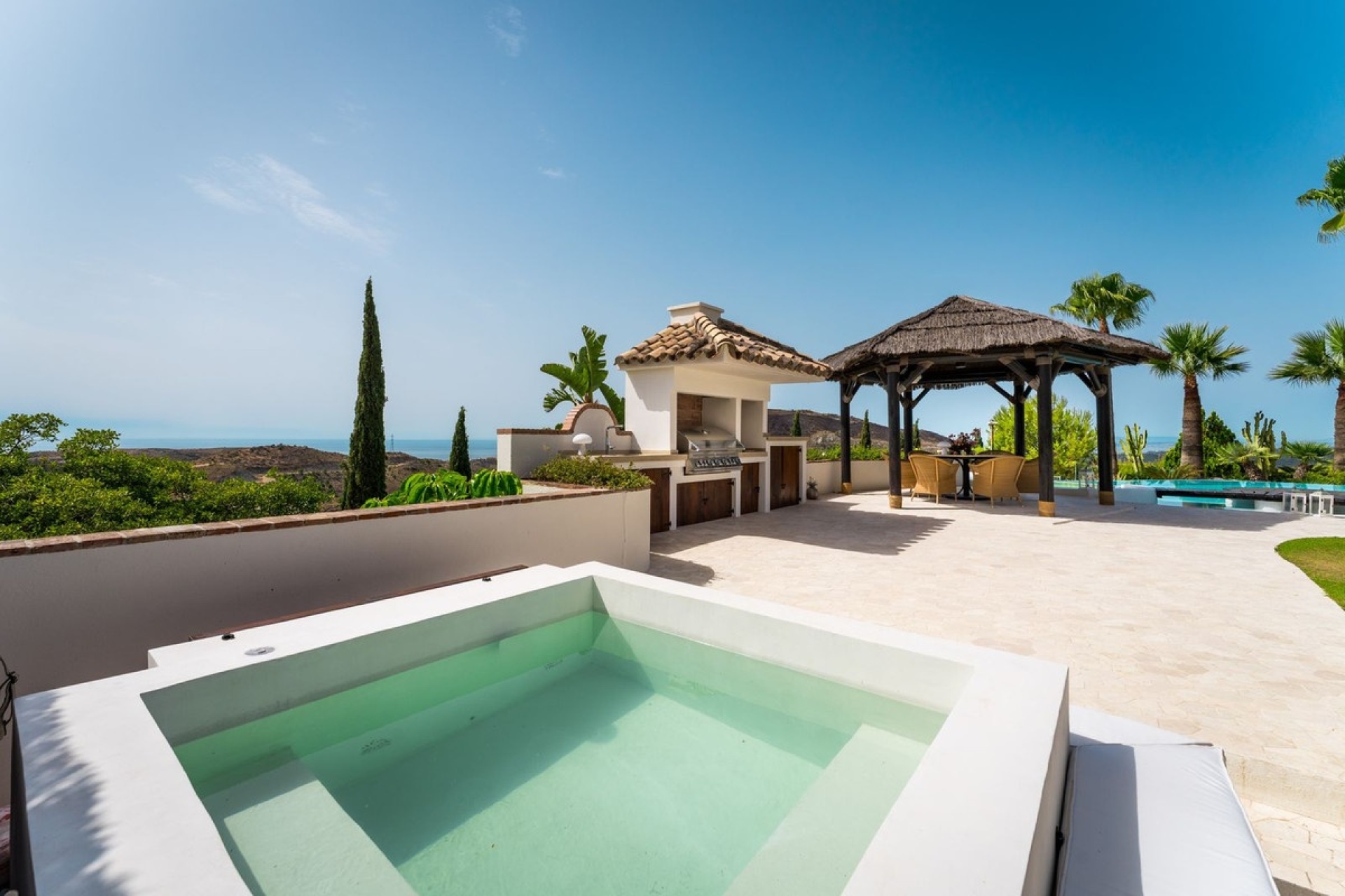 Resale - Villa - Benahavís - Benahavís Centro