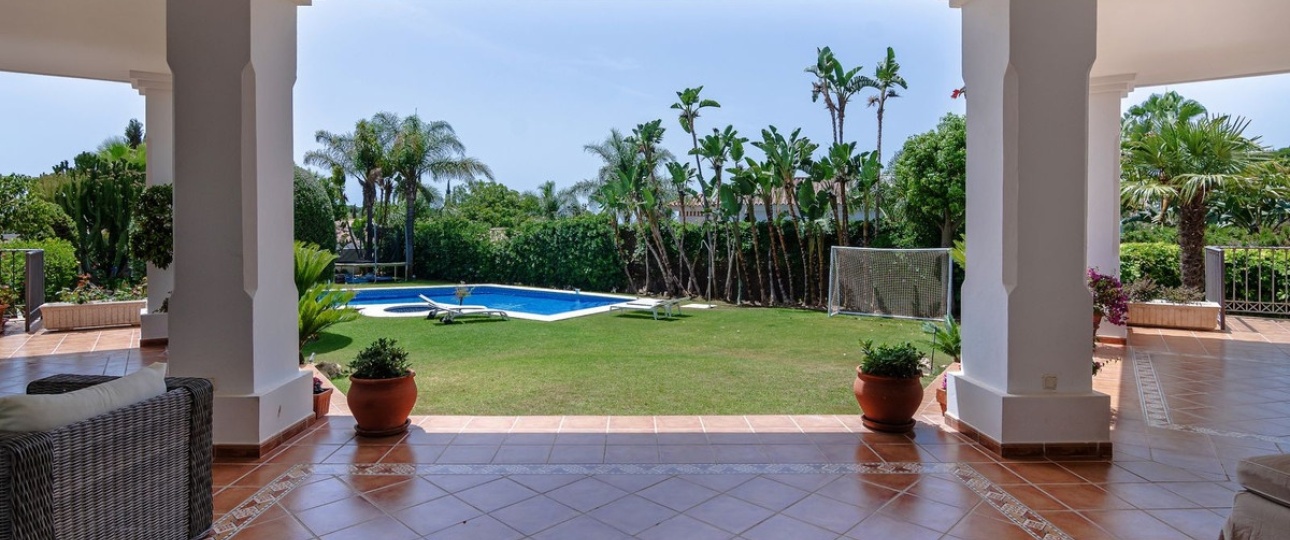 Resale - Villa - Benahavís - Benahavís Centro
