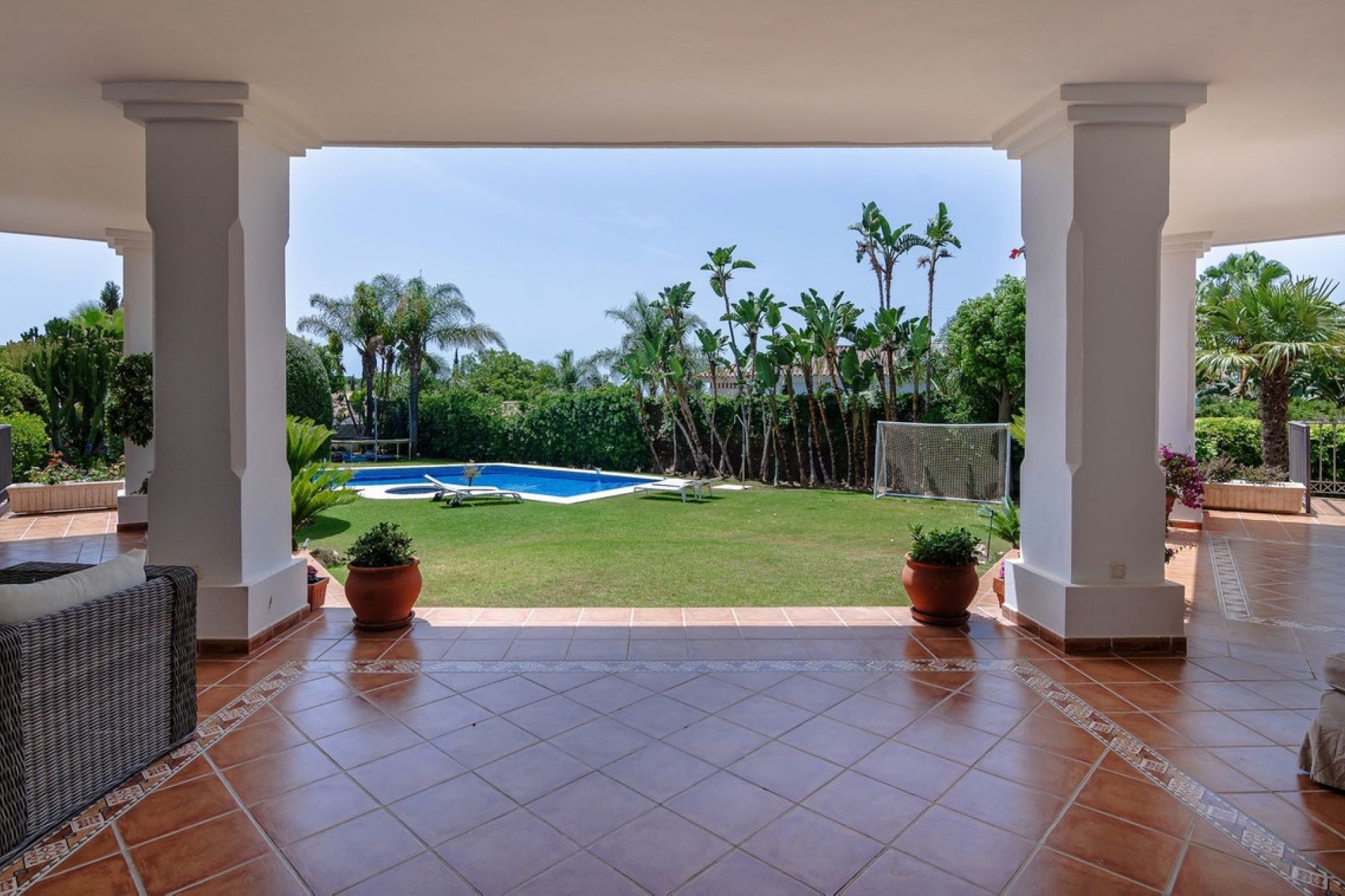 Resale - Villa - Benahavís - Benahavís Centro