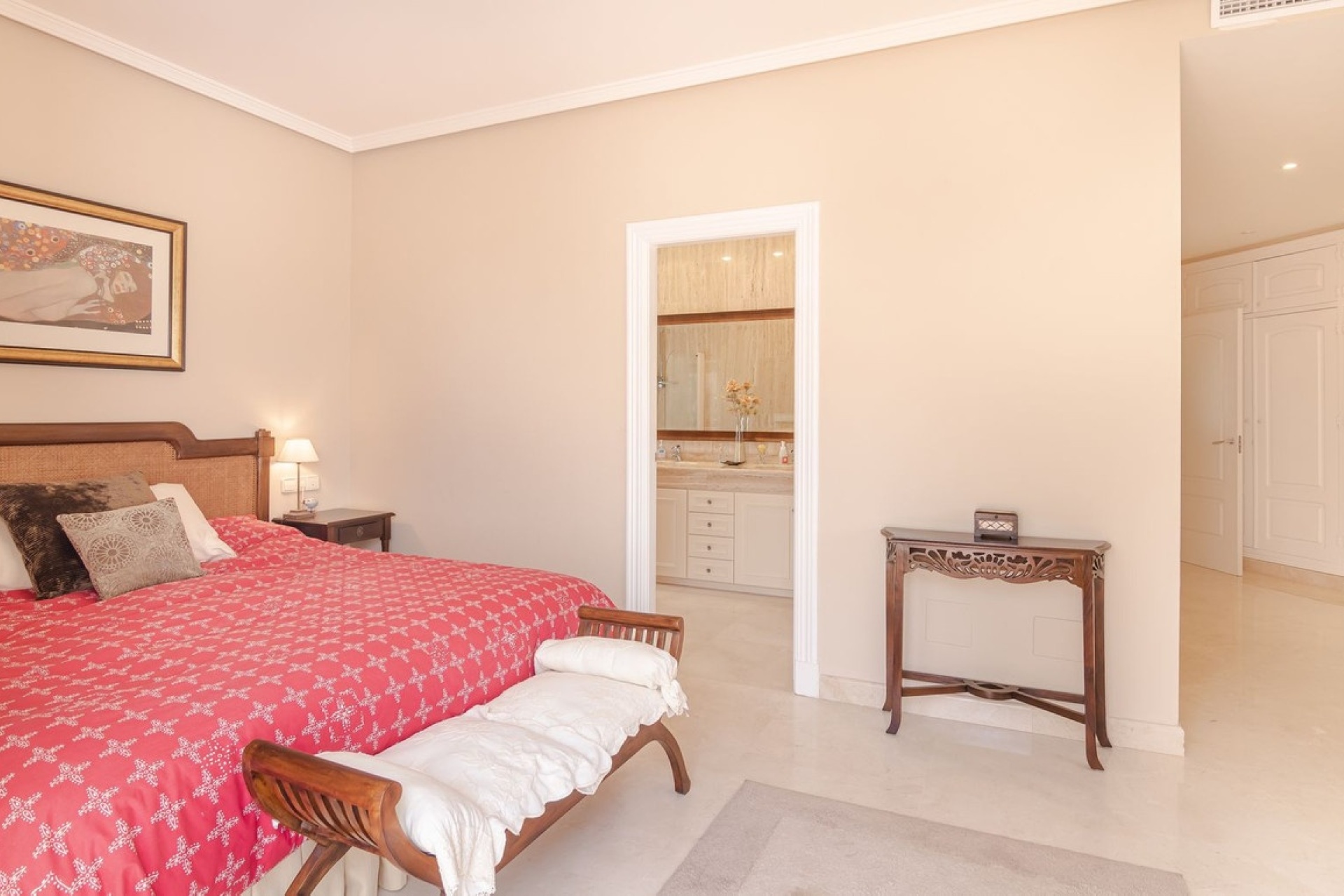 Resale - Villa - Benahavís - Benahavís Centro