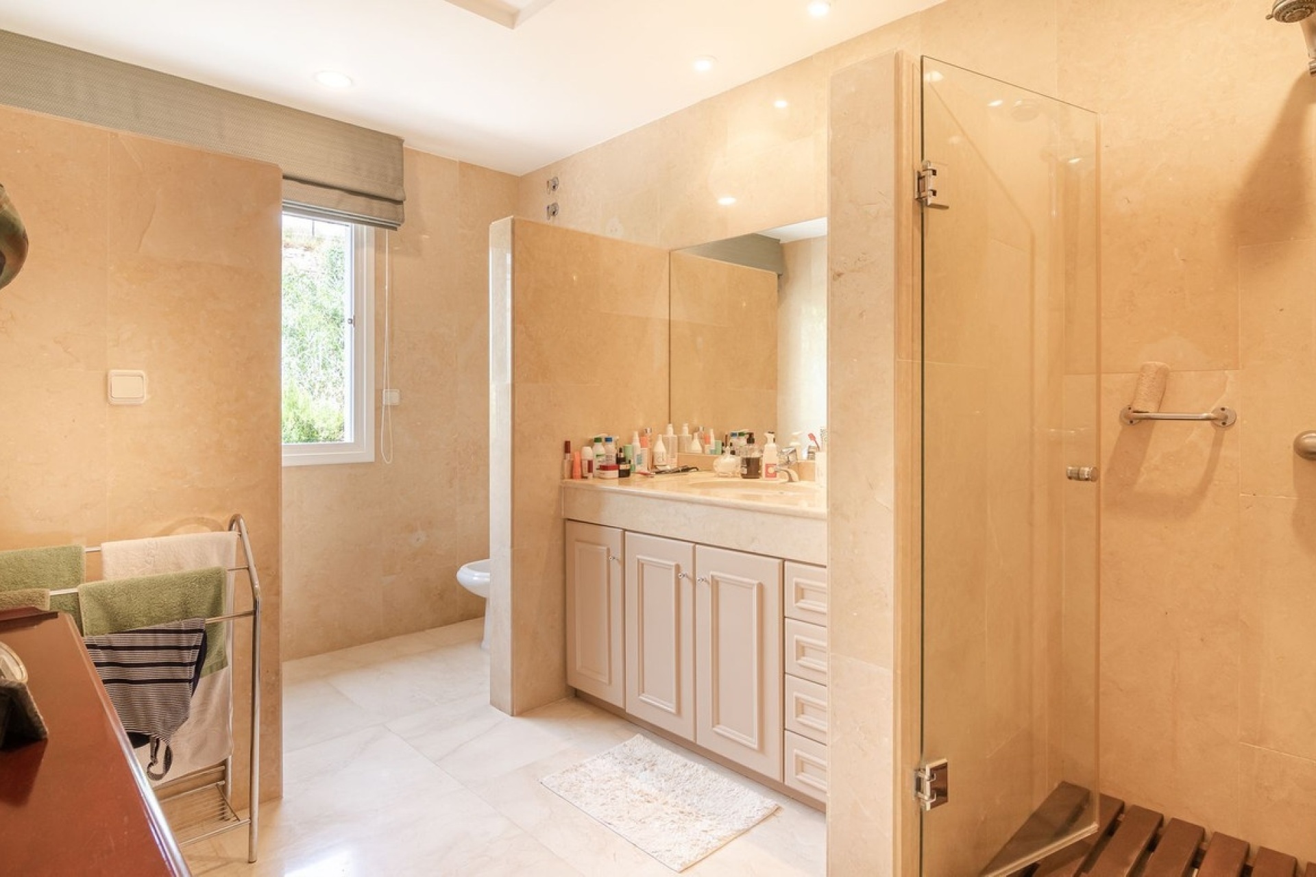 Resale - Villa - Benahavís - Benahavís Centro