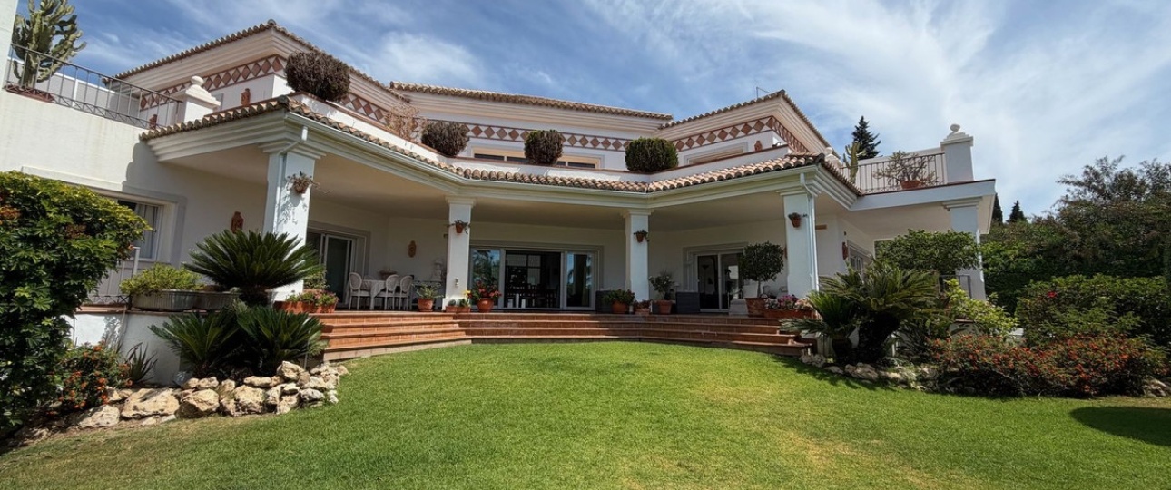Resale - Villa - Benahavís - Benahavís Centro