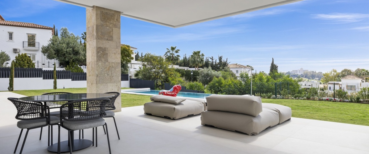 Resale - Villa - Benahavís - Benahavís Centro
