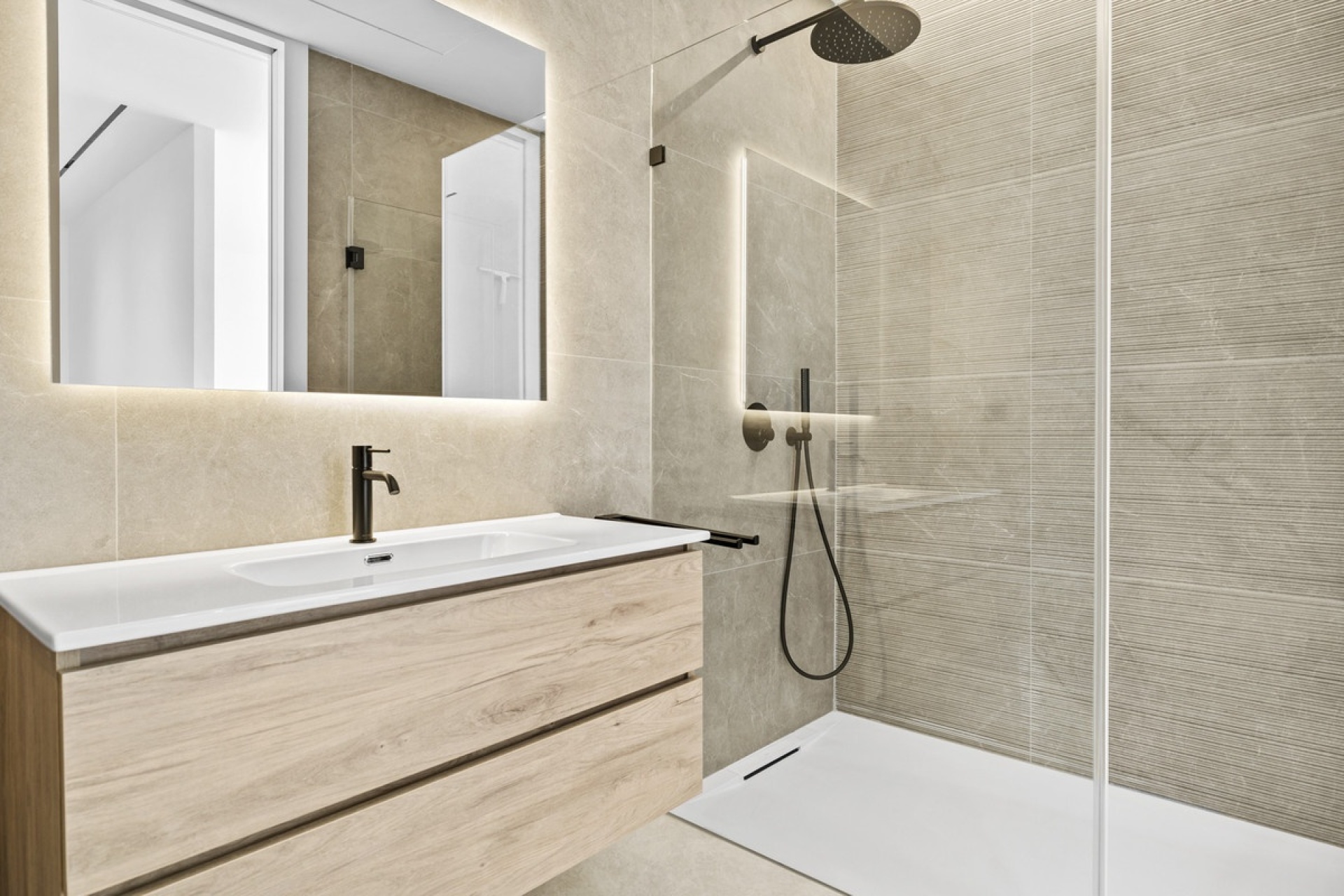 Resale - Villa - Benahavís - Benahavís Centro