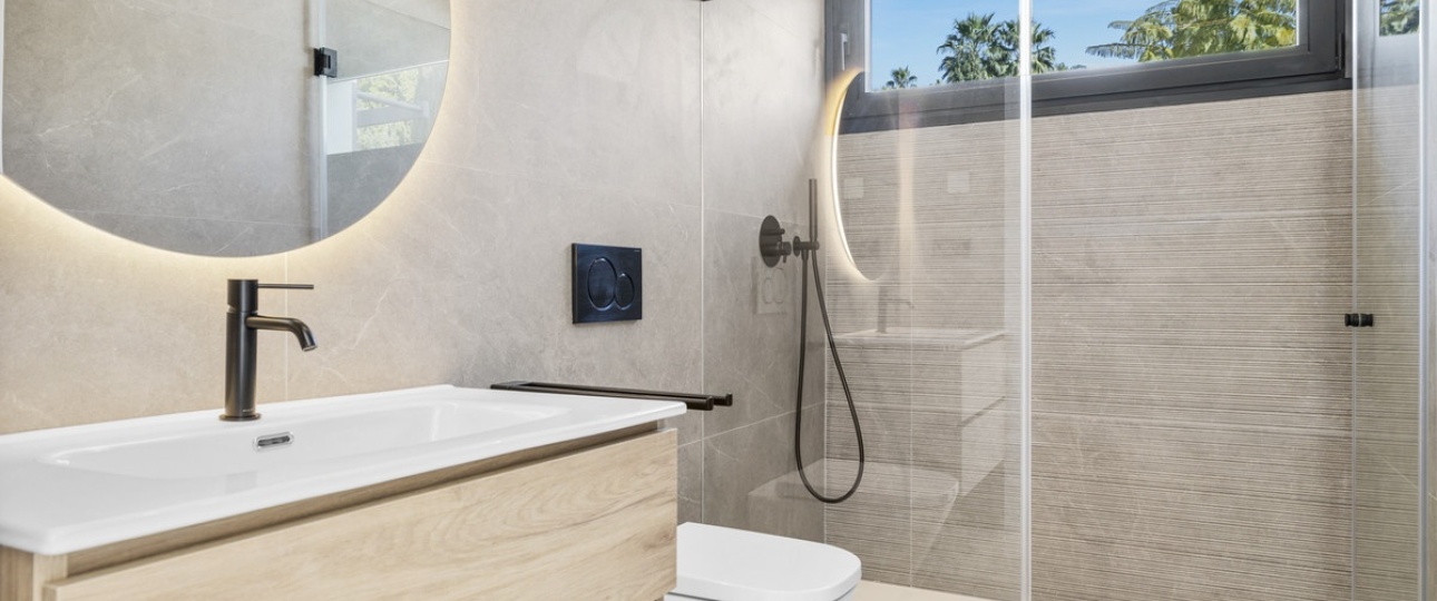 Resale - Villa - Benahavís - Benahavís Centro