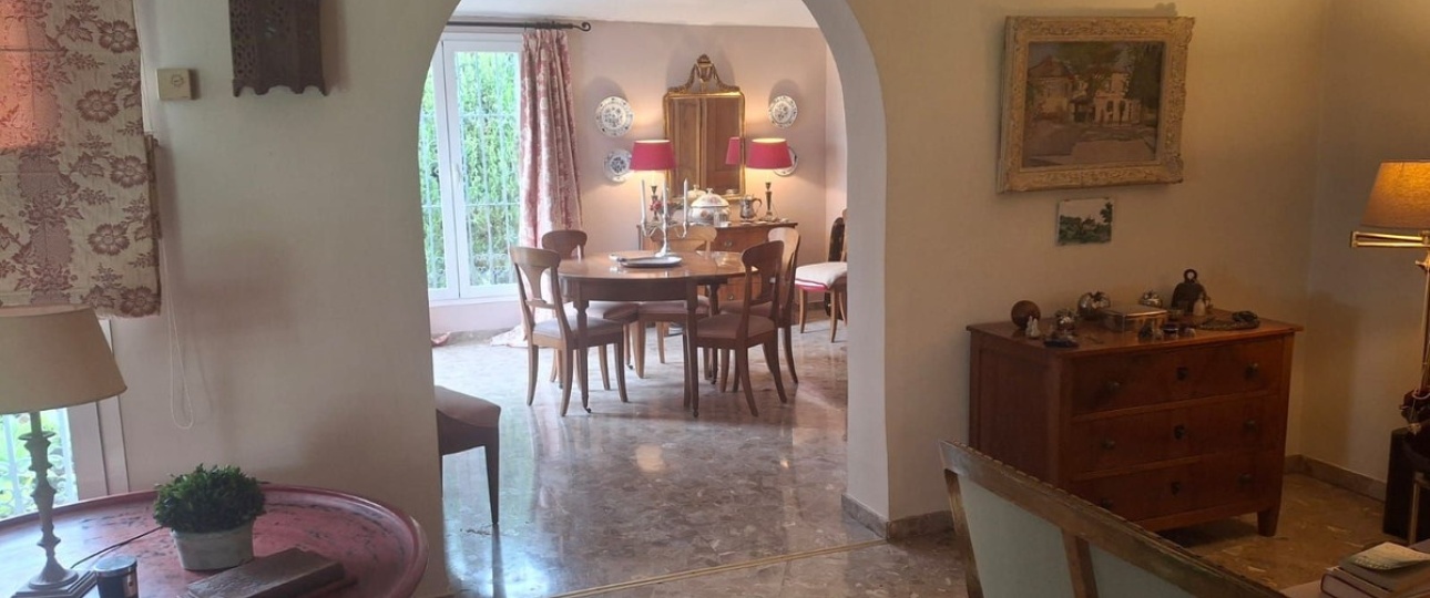 Resale - Villa - Benahavís - Benahavís Centro