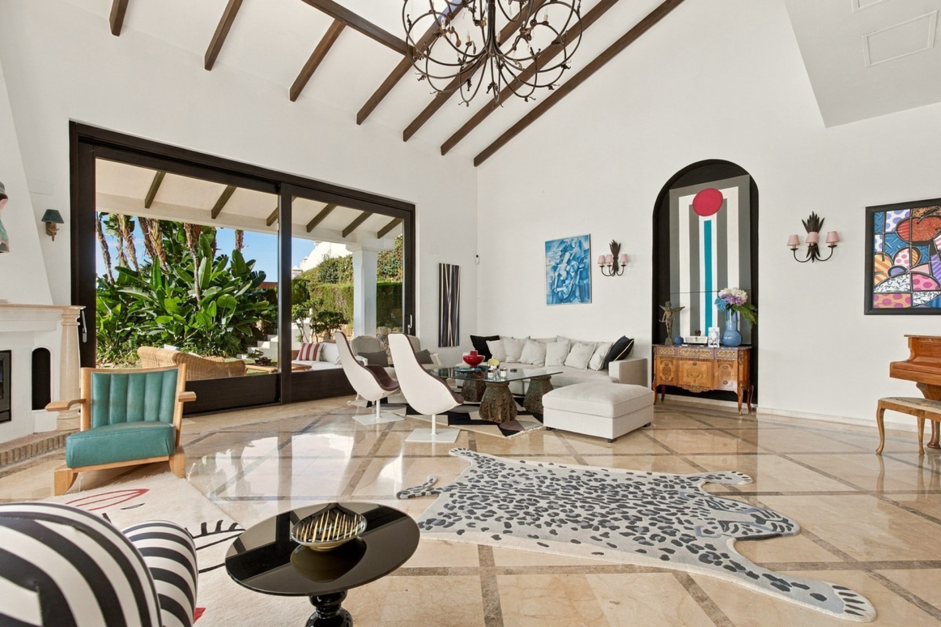 Resale - Villa - Benahavís - Benahavís Centro