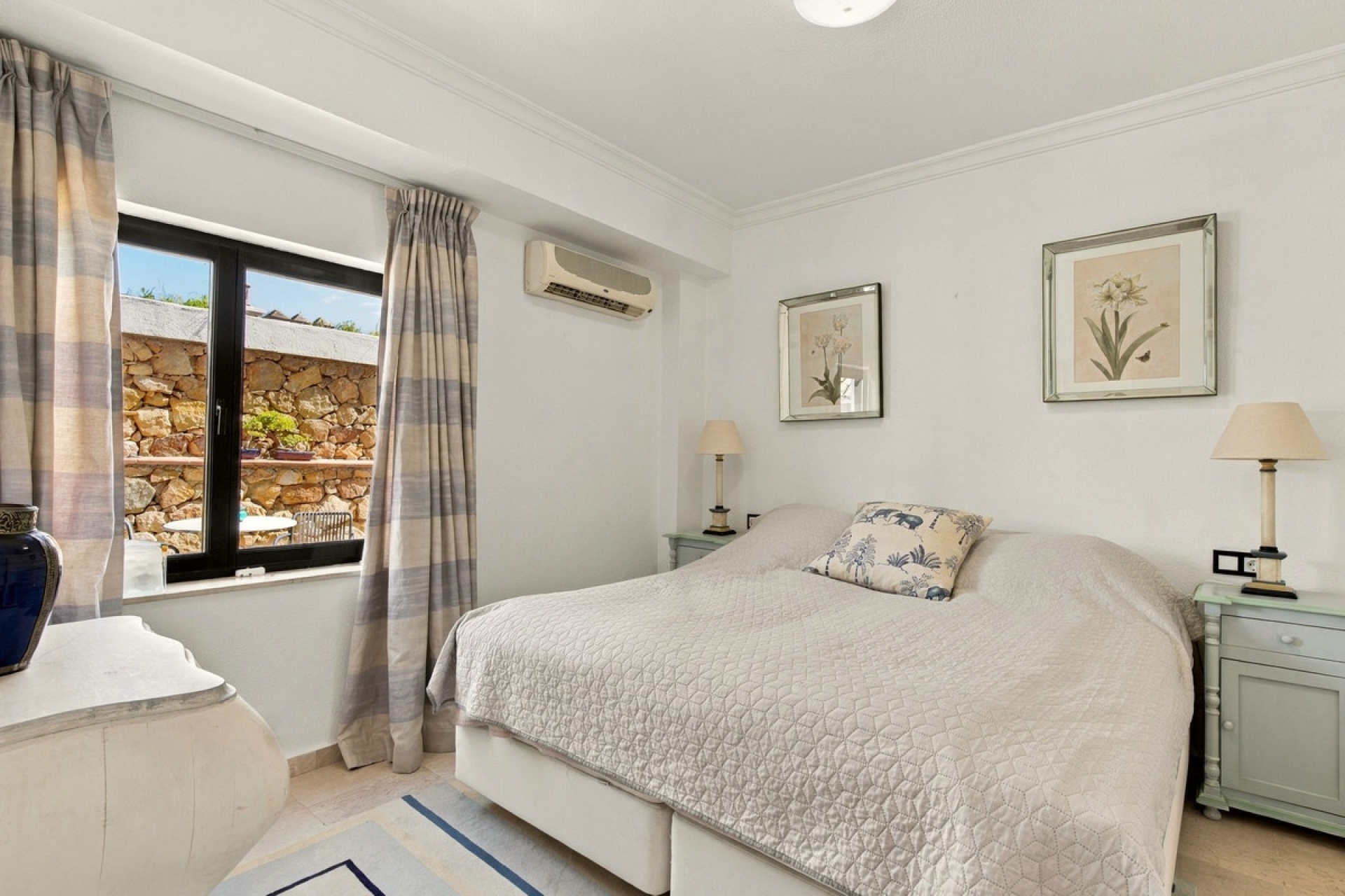 Resale - Villa - Benahavís - Benahavís Centro