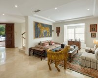 Resale - Villa - Benahavís - Benahavís Centro