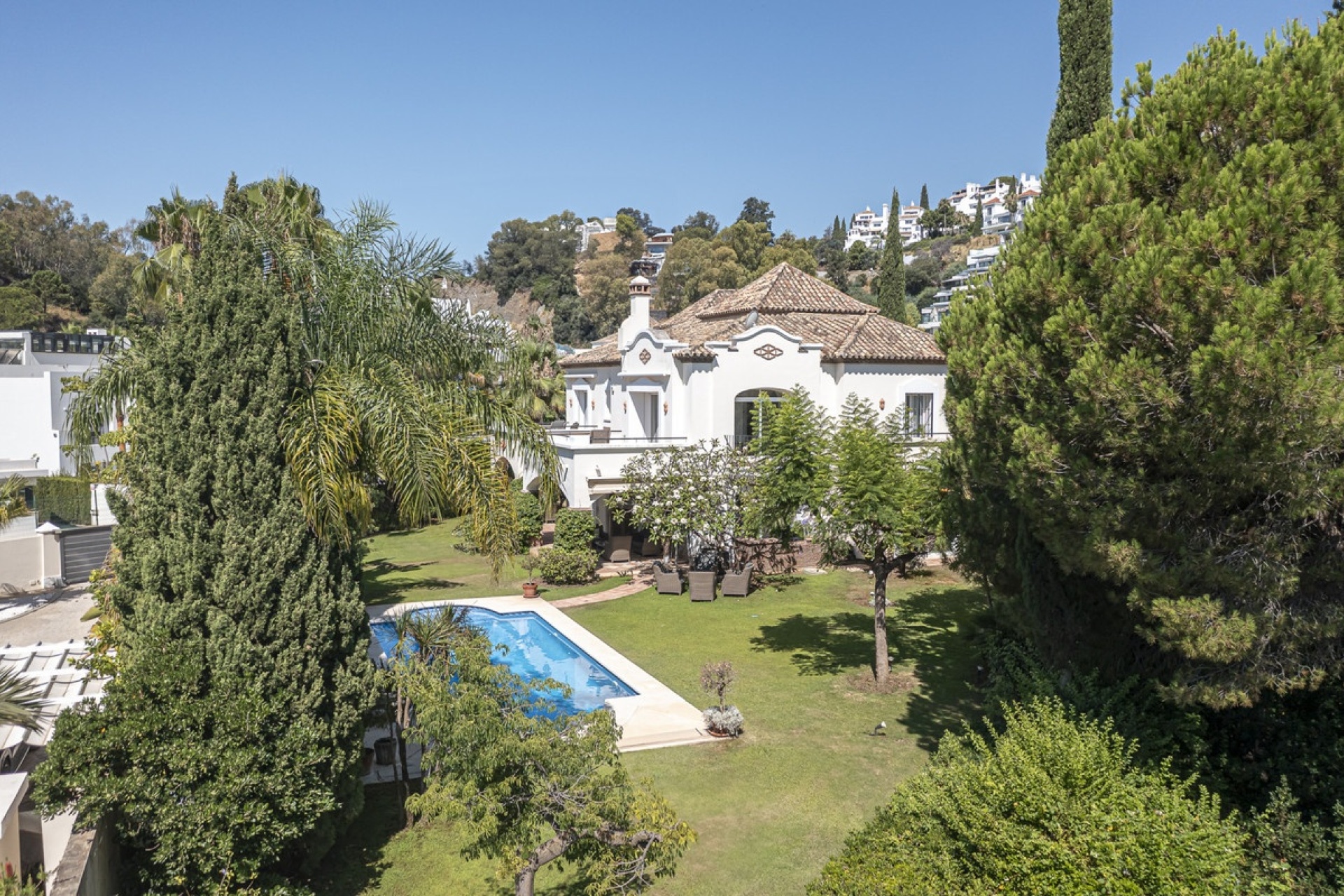 Resale - Villa - Benahavís - Benahavís Centro
