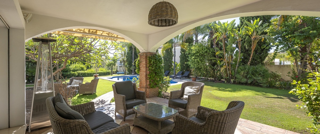 Resale - Villa - Benahavís - Benahavís Centro
