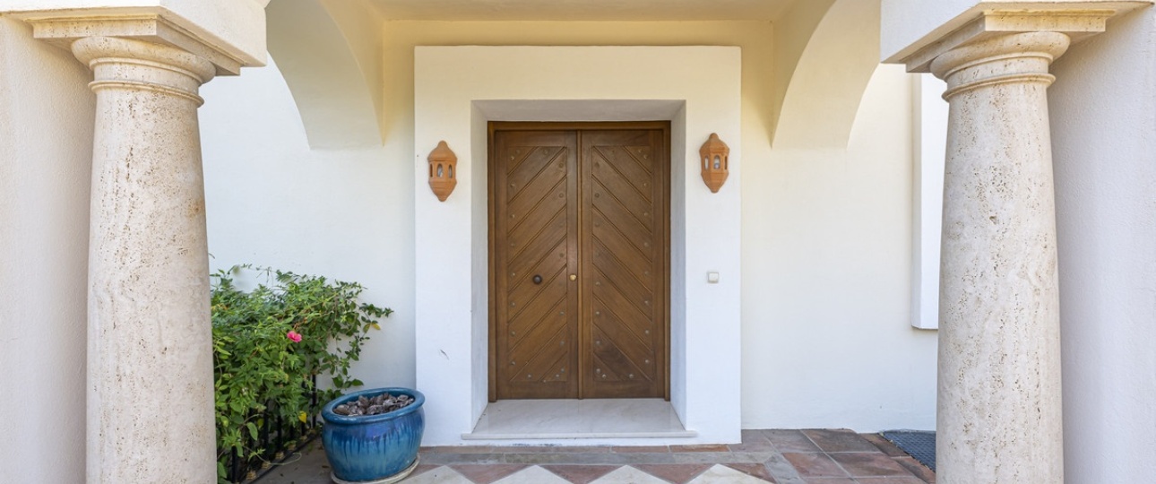 Resale - Villa - Benahavís - Benahavís Centro