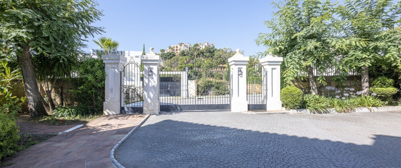 Resale - Villa - Benahavís - Benahavís Centro