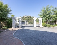 Resale - Villa - Benahavís - Benahavís Centro