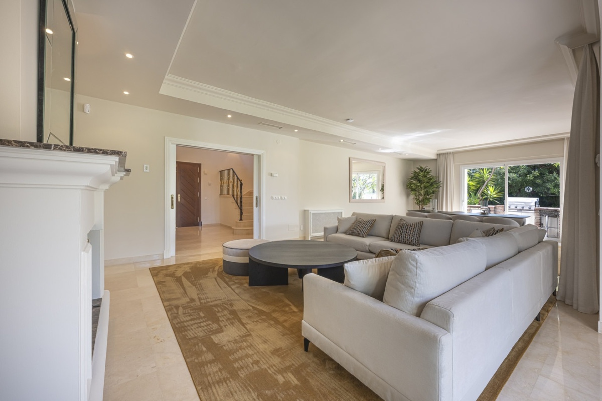 Resale - Villa - Benahavís - Benahavís Centro