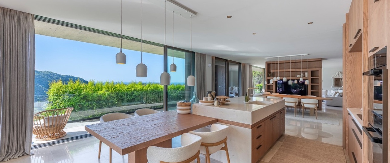 Resale - Villa - Benahavís - Benahavís Centro