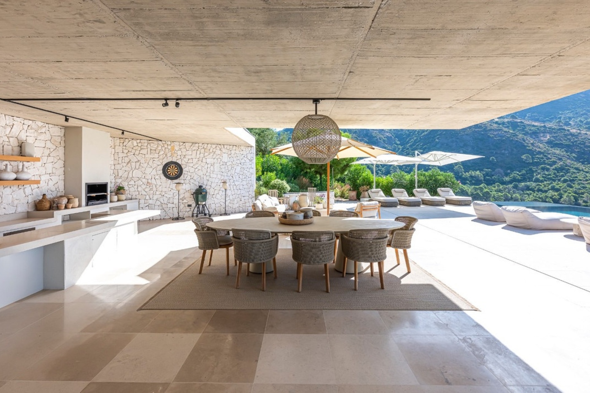 Resale - Villa - Benahavís - Benahavís Centro