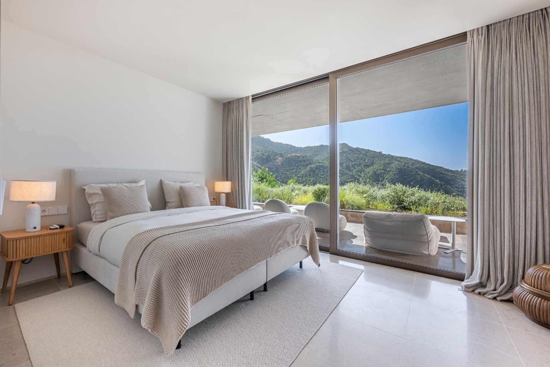 Resale - Villa - Benahavís - Benahavís Centro
