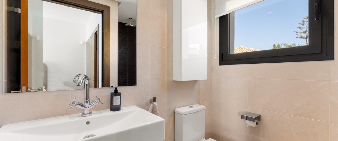 Resale - Villa - Benahavís - Benahavís Centro
