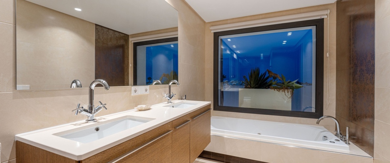 Resale - Villa - Benahavís - Benahavís Centro